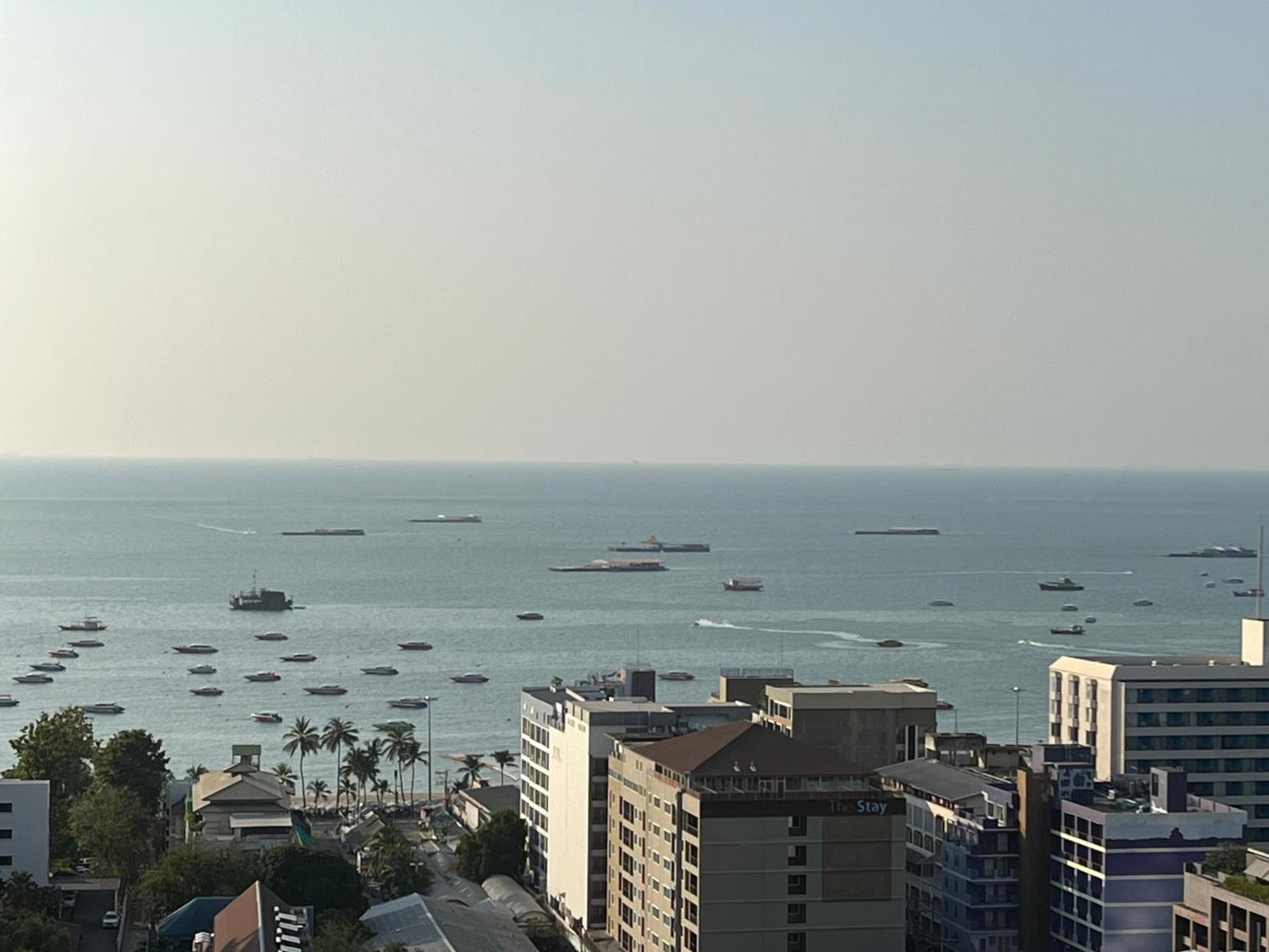 Ferienwohnung The Base Prime Pattaya Exterior foto